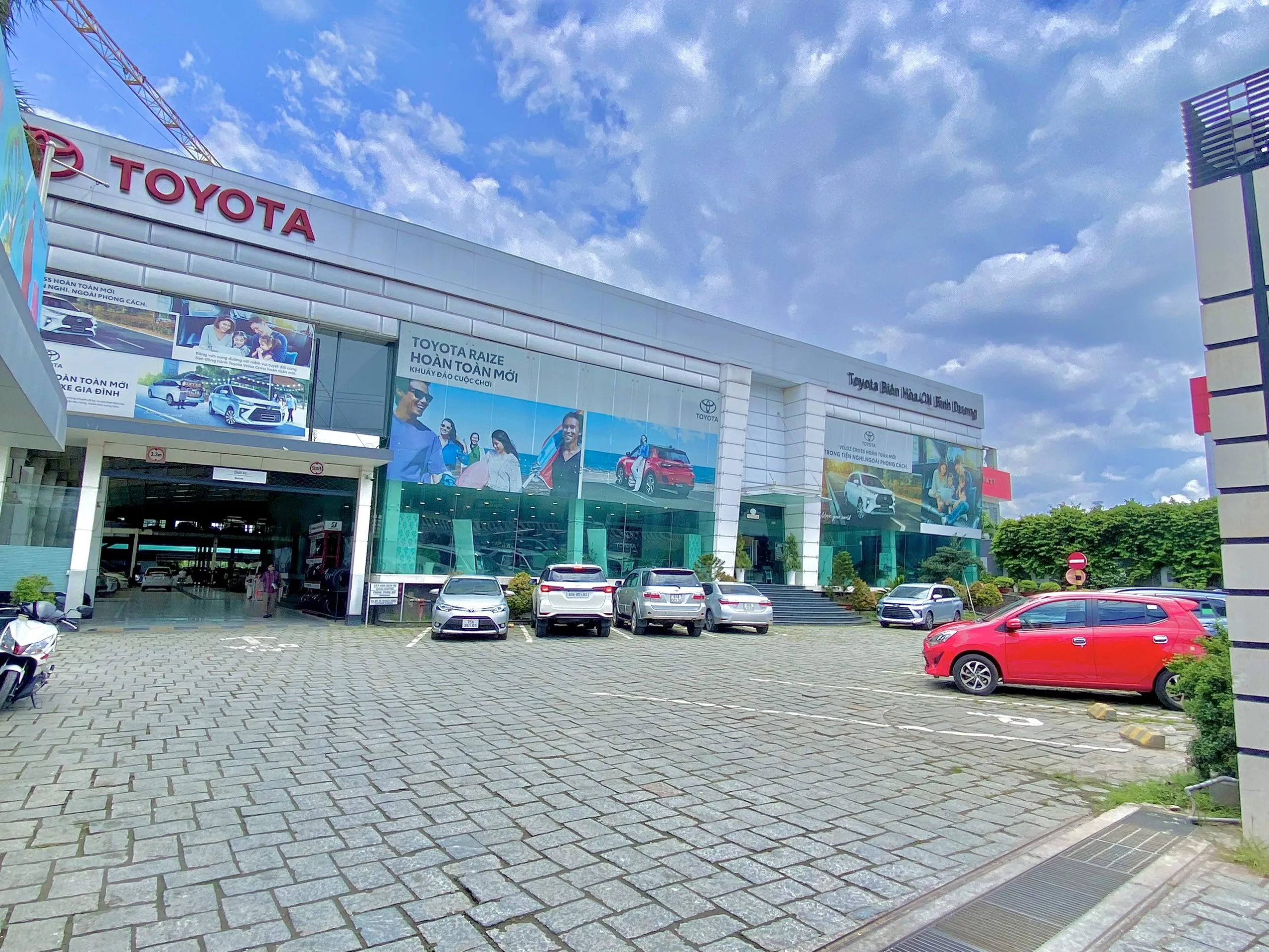 TOYOTA BIÊN HÒA - CHI NHÁNH BÌNH DƯƠNG